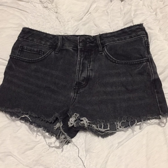 Faded black shorts - Picture 1 of 3